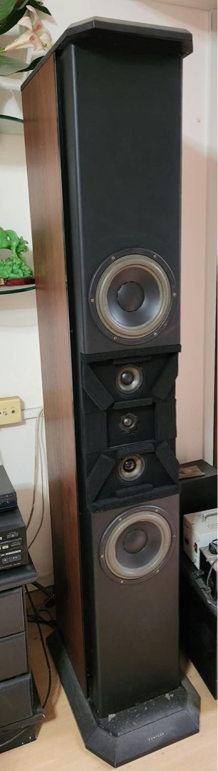 (Category: ) located in . Submitted by movinghouse666 (Listing ID 1462657638, Image 1). Description: .