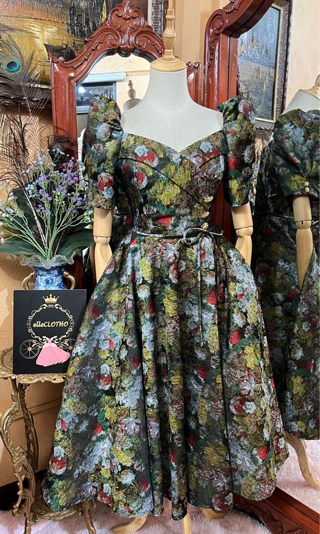 Elle clotho (Category: Dresses) located in Talavera. Submitted by hercloset_01 (Listing ID 1462522316, Image 2). Description: Medium standard size ELLECHLOTO Good as New, Bust 35-36 Waist 29-30 (No waist tie) Length 48-49.