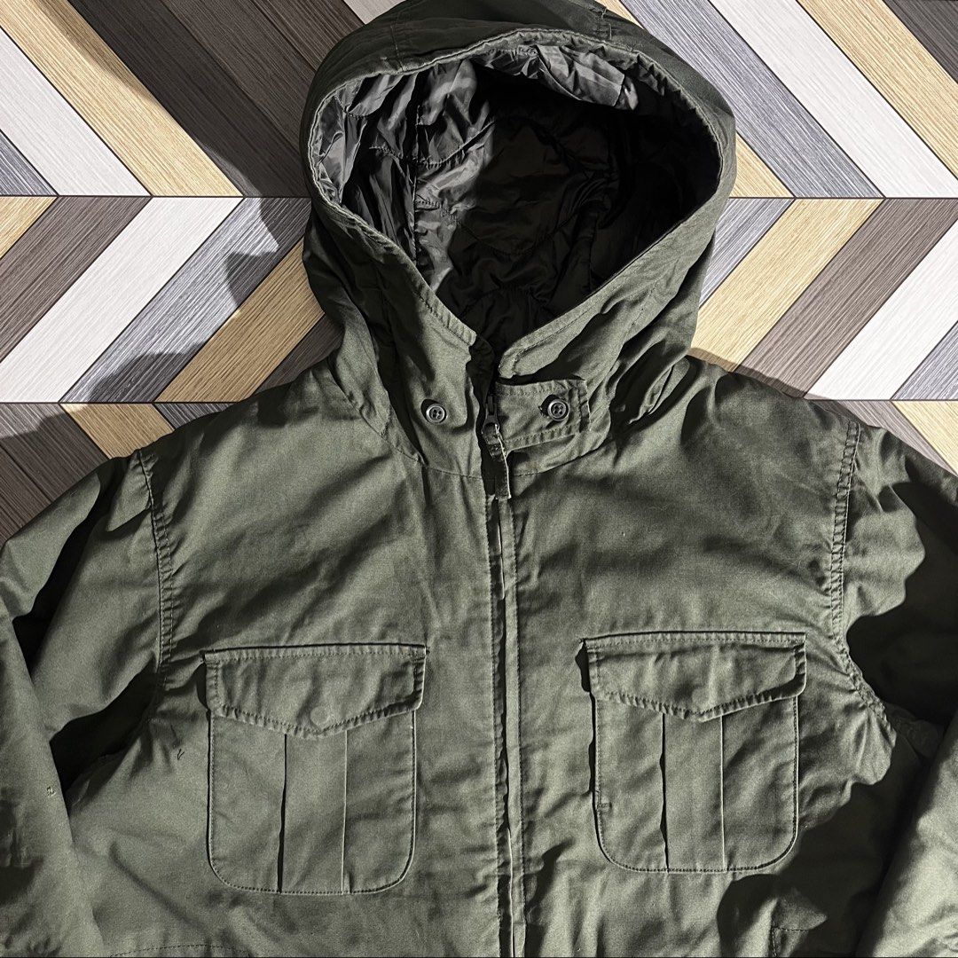 Engineered Garments x Uniqlo M65 Type Military Jacket (Category: Coats, Jackets and Outerwear) located in Daraga. Submitted by th3cliquejunks (Listing ID 1462487916, Image 2). Description: Engineered Garments x Uniqlo M65 Type Military Jacket Tagged Size: Medium Condition: 10/10 Flawless Measurement: Pit to pit: 24” Length: 29” - 3,280 Dm!.