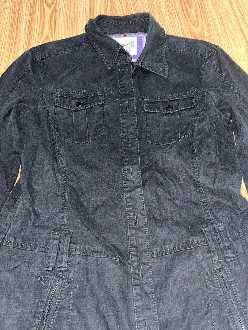 Esprit Black Utility Jacket (Category: Coats, Jackets and Outerwear) located in Quezon City. Submitted by morningstar.to (Listing ID 1462605886, Image 3). Description: .