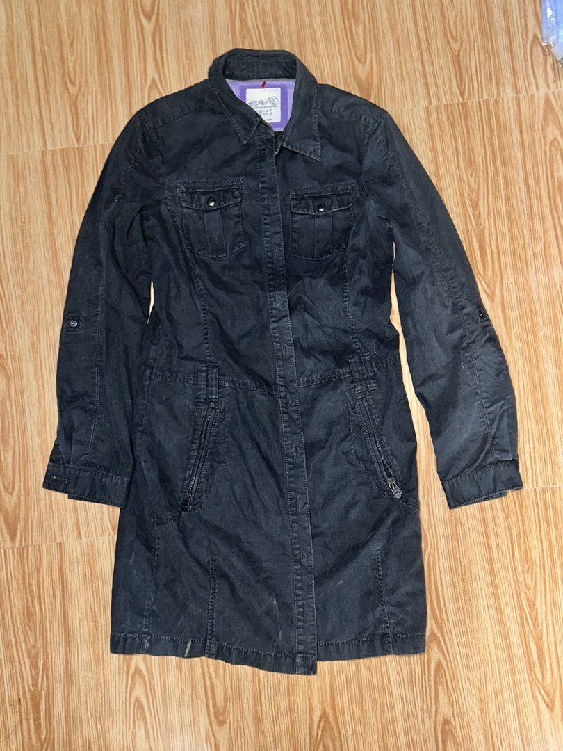 Esprit Black Utility Jacket (Category: Coats, Jackets and Outerwear) located in Quezon City. Submitted by morningstar.to (Listing ID 1462605886, Image 1). Description: .