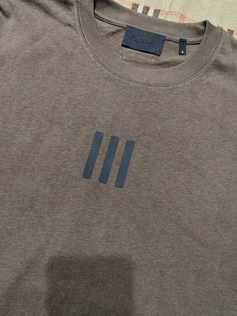 ESSENTIALS X ADIDAS (Category: Tshirts & Polo Shirts ) located in Baguio. Submitted by curated_luxe_brandeds (Listing ID 1462548123, Image 2). Description: ESSENTIALS X ADIDAS DIMENSION :L29 X W22 FITS LARGE MENS SIZE SMALL ON TAG SEE PICS FOR DETAILS EXCELLENT CONDITION COLOR MAY VARY DUE TO LIGHTING MOP BDO /GCASH NO COD /COP FB PAGE /CAROUSELL : curated_luxe_brandeds FACEBOOK SELLING ACCOUNT : Esteph Colpita SA PHYSICAL STORE :STALL 324A THIRD