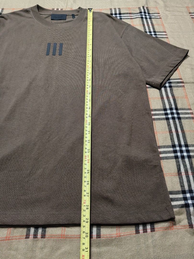 ESSENTIALS X ADIDAS (Category: Tshirts & Polo Shirts ) located in Baguio. Submitted by curated_luxe_brandeds (Listing ID 1462548123, Image 3). Description: ESSENTIALS X ADIDAS DIMENSION :L29 X W22 FITS LARGE MENS SIZE SMALL ON TAG SEE PICS FOR DETAILS EXCELLENT CONDITION COLOR MAY VARY DUE TO LIGHTING MOP BDO /GCASH NO COD /COP FB PAGE /CAROUSELL : curated_luxe_brandeds FACEBOOK SELLING ACCOUNT : Esteph Colpita SA PHYSICAL STORE :STALL 324A THIRD