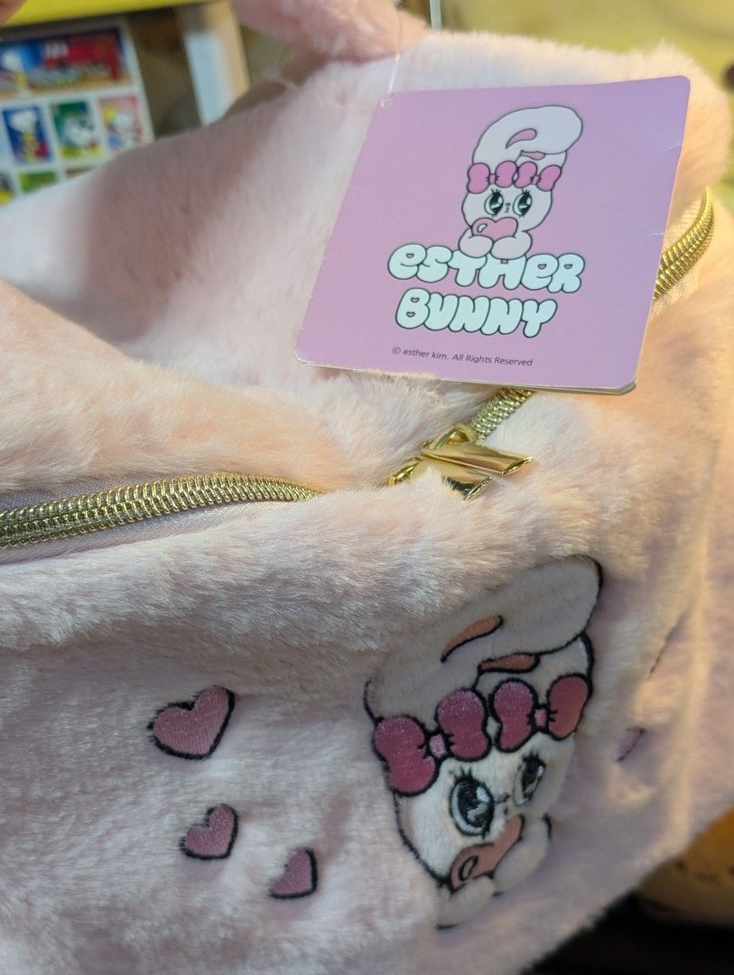 Esther Bunny Fur Vanity Organizer Pouch (Category: Accessory Holder, Box & Organizers) located in San Pedro. Submitted by eurisilvers (Listing ID 1462591516, Image 3). Description: — shipping is via J&T Express — mop: gcash, maya, bank transfer — location: san pedro city, laguna.