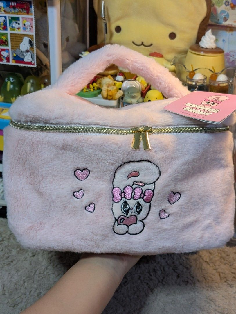Esther Bunny Fur Vanity Organizer Pouch (Category: Accessory Holder, Box & Organizers) located in San Pedro. Submitted by eurisilvers (Listing ID 1462591516, Image 1). Description: — shipping is via J&T Express — mop: gcash, maya, bank transfer — location: san pedro city, laguna.