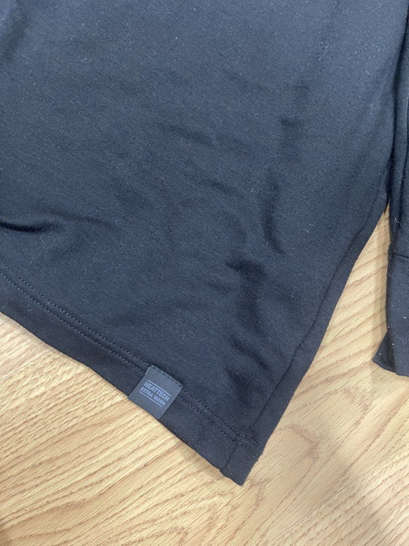 Extra warm heattech small (Category: Longsleeves) located in Quezon City. Submitted by booktt (Listing ID 1462631291, Image 2). Description: extra warm heattech uniqlo.