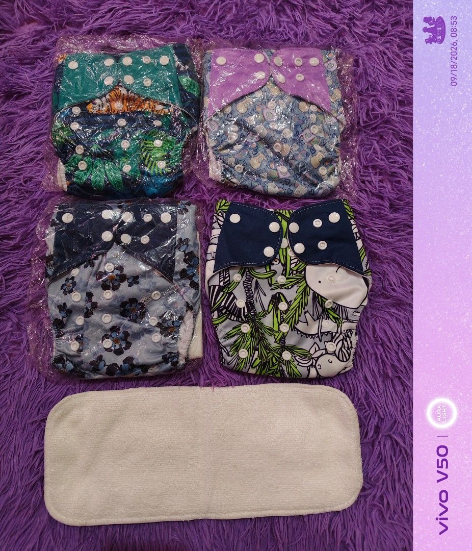 EZEFINDS Reusable Cloth Diapers with Insert (Category: Diapers & Baby Wipes) located in Cainta. Submitted by Ezefinds (Listing ID 1462446168, Image 2). Description: Takeall 450 ( 135 per piece) -Newborn to Toddler -4pcs shell +4pcs insert.