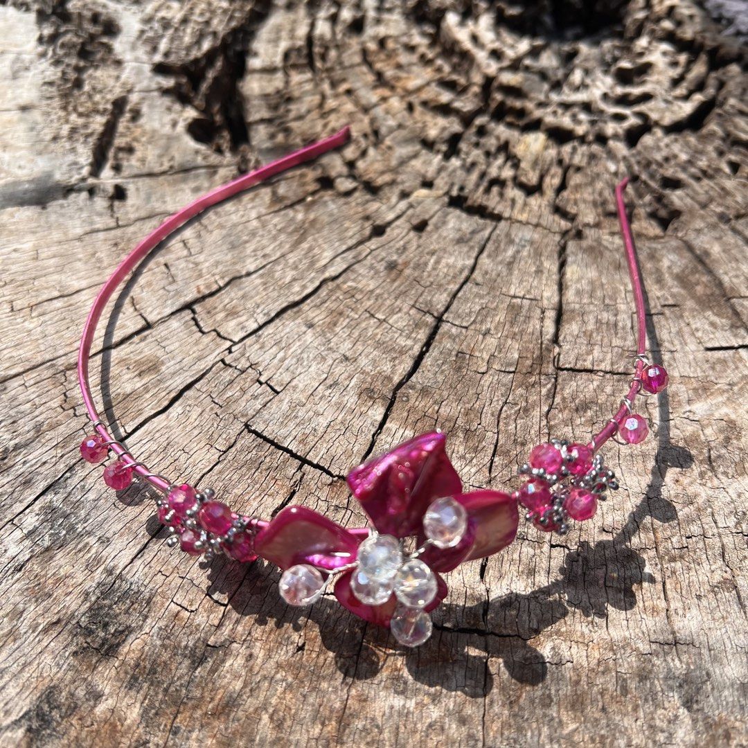 Fairy Headband (Category: Other Accessories) located in Vinzons. Submitted by hellokimmy__ (Listing ID 1462454494, Image 1). Description: .