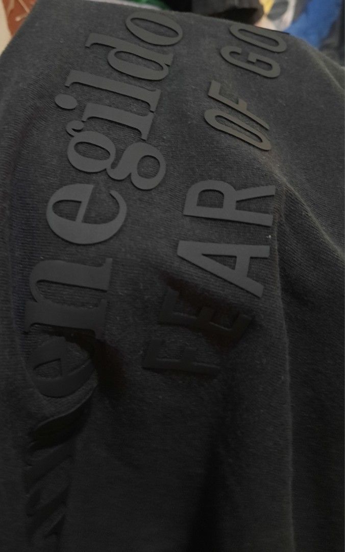 Fear of God Essentials (Category: Tshirts & Polo Shirts ) located in Cavite. Submitted by YANAminicloset (Listing ID 1462469374, Image 2). Description: - Brand: Fear of God Essentials - Color: Black - Size: Large - Design: Text graphic on the back - Condition: Good for everyday wear - Details: Please check photos for a closer look..
