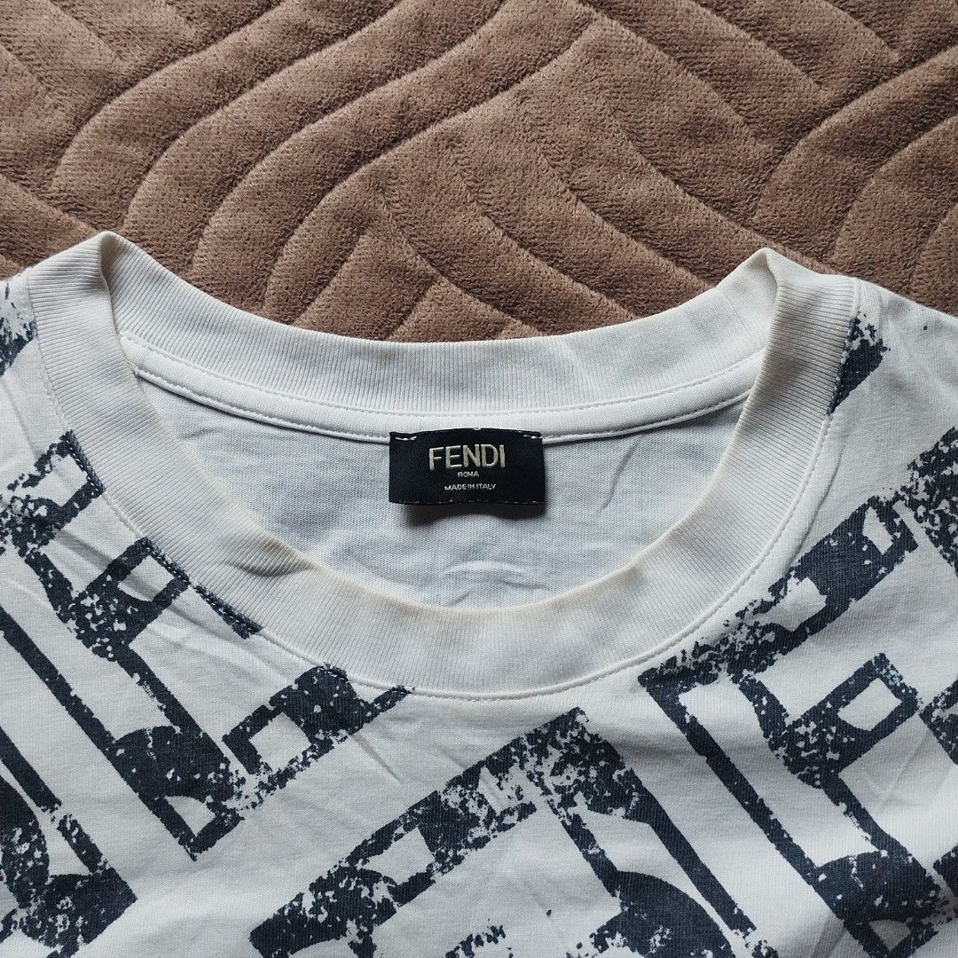 Fendi T-Shirt (Category: Tshirts & Polo Shirts ) located in Davao. Submitted by giyuu06 (Listing ID 1462470477, Image 2). Description: Fendi T-Shirt | Large | Excellent Condition L 27 W 19.5.