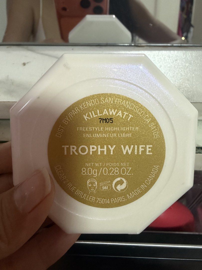 Fenty Beauty Trophy Wife highlighter (Category: Makeup) located in Paranaque City. Submitted by wakeupnmakeup.ph (Listing ID 1462650751, Image 3). Description: With box.