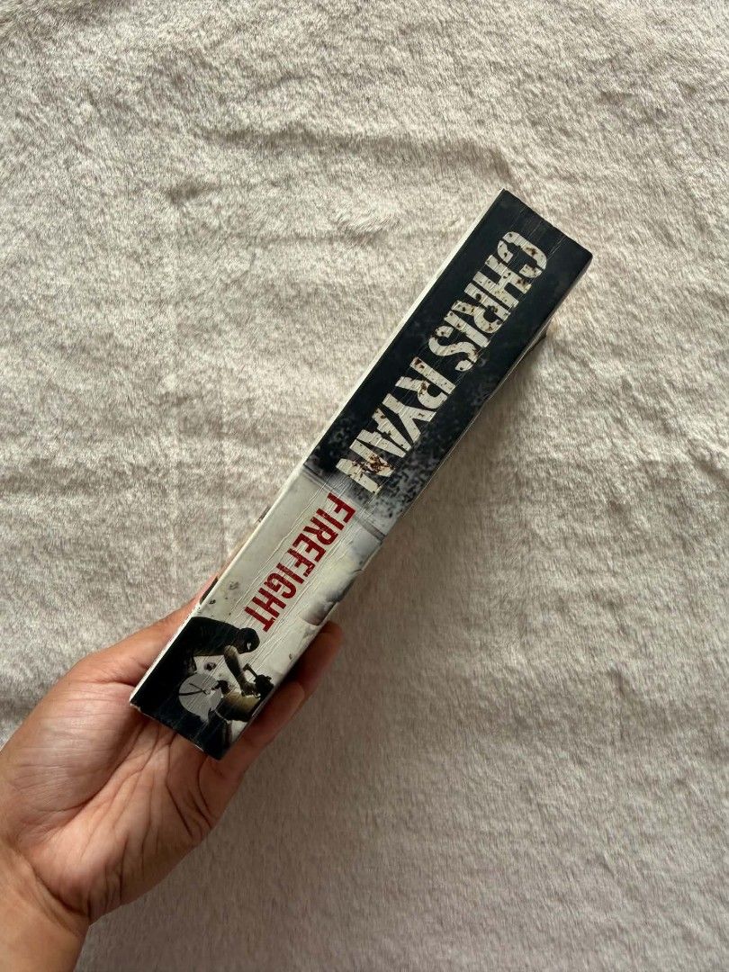 Firefight - Chris Ryan (Category: Storybooks) located in Santiago. Submitted by bookworm_club (Listing ID 1462456276, Image 2). Description: 📚no cancellation, return or exchange. 📚secondhand books. some books are in good condition while some has minimal flaws (foxing, creases, dog-eared pages, etc.) 📚reasonable haggling is allowed. 💰MOP: For same day pickup - CASH & BANK TRANSFER For shipping or scheduled pickup - BANK TRANSFER 🚚MOD: •Store 