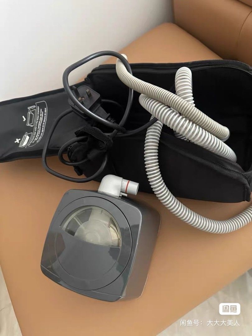Fisher & Paykel ICON+ AUTO CPAP 呼吸機 （分類：醫療用品和工具）位於 Hong Kong。 由 happystone_98f111 提交（商品編號 1462601240，圖片 2）。簡介： Fisher & Paykel 牌子嘅 ICON+ AUTO CPAP 呼吸機。呢部機係用嚟輔助睡眠呼吸嘅。跟埋個旅行袋同埋喉管。機身乾淨企理，屏幕顯示正常。。