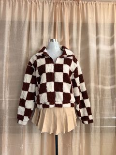 (Category: ) located in . Submitted by ms.el.apparel (Listing ID 1462642424, Image 1). Description: .