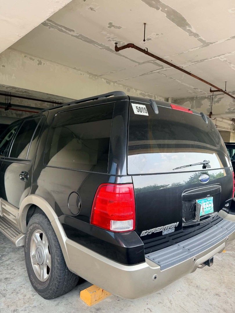 Ford Expedition Eddie Baluer Auto (Category: Used Cars) located in Manila. Submitted by anonuevore05821 (Listing ID 1462465003, Image 3). Description: 🚙 FOR SALE: 2006 FORD EXPEDITION 🚙 Well-maintained and spacious full-size SUV. Perfect for family use, long drives, or anyone looking for a comfortable and powerful vehicle. Details: • Year Model: 2006 • Ford Expedition • Color: Black • Gasoline • Automatic Transmission • Mileage: 59,646 km • Spa