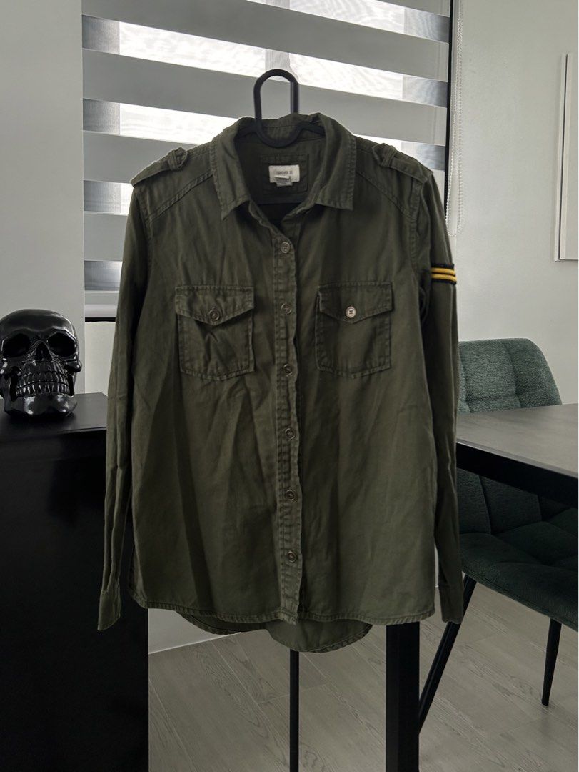 Forever 21 Olive Green Army Polo (S) (Category: Shirts) located in Dasmarinas. Submitted by sfclosetcleanup (Listing ID 1462521563, Image 1). Description: .