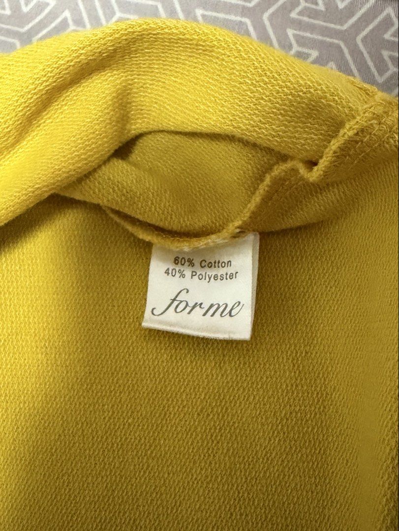Forme Yellow Cotton Polyester Graphic T-Shirt (Category: Shirts) located in Manila. Submitted by shopmeph (Listing ID 1462649631, Image 2). Description: - Fun all-over graphic print - Soft cotton and polyester blend - Comfortable and casual fit - Ideal for everyday wear.
