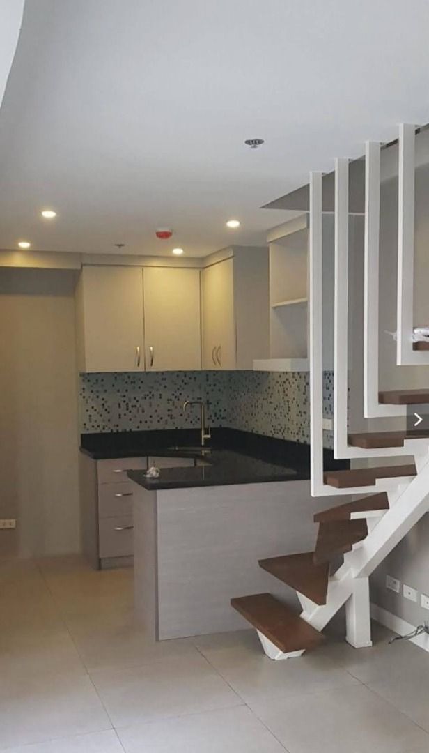 Fort Victoria 3 BR unit (Category: Apartments & Condos) located in Quezon City. Submitted by jmpgutierrez (Listing ID 1462460722, Image 3). Description: For sale: Fort Victoria 3 BR unit Tower B, Fort Victoria, Bonifacio Global City, Taguig City Floor area: 98 sqm Condominium unit Residential 3 BR 2 T&B 21st floor Combined unit Loft Unfurnished 2 parking slots Direct to seller Asking price: PHP 14,500,000 https://www.pgr.com.ph/residential-1/2024