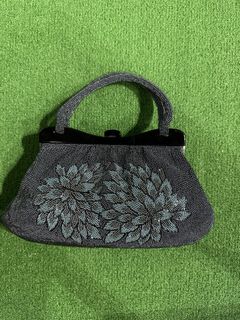 (Category: ) located in . Submitted by ahf_preloved (Listing ID 1462620454, Image 1). Description: .