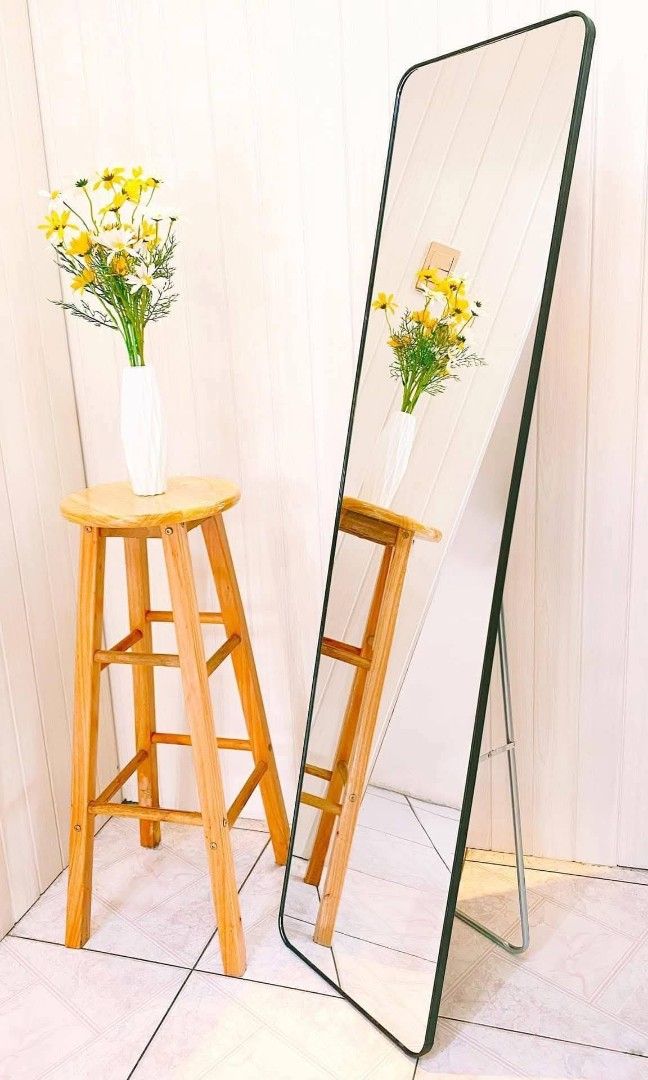 Full body mirror (Category: Mirrors) located in Manila. Submitted by glamouria.clothing (Listing ID 1462556001, Image 1). Description: .