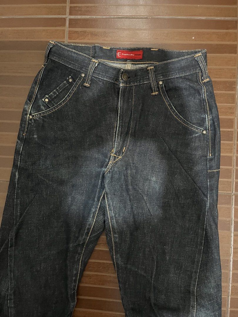 Function EDWIN Dark Wash Denim Jeans (Category: Jeans) located in Manila. Submitted by cypher05 (Listing ID 1462613716, Image 2). Description: - Brand: EDWIN - Style: Dark wash denim jeans - Features: Classic five-pocket design, button fly closure - Construction: Sturdy with reinforced stitching for durability - Versatility: Ideal for casual and smart-casual outfits - Use: Great for everyday wear.