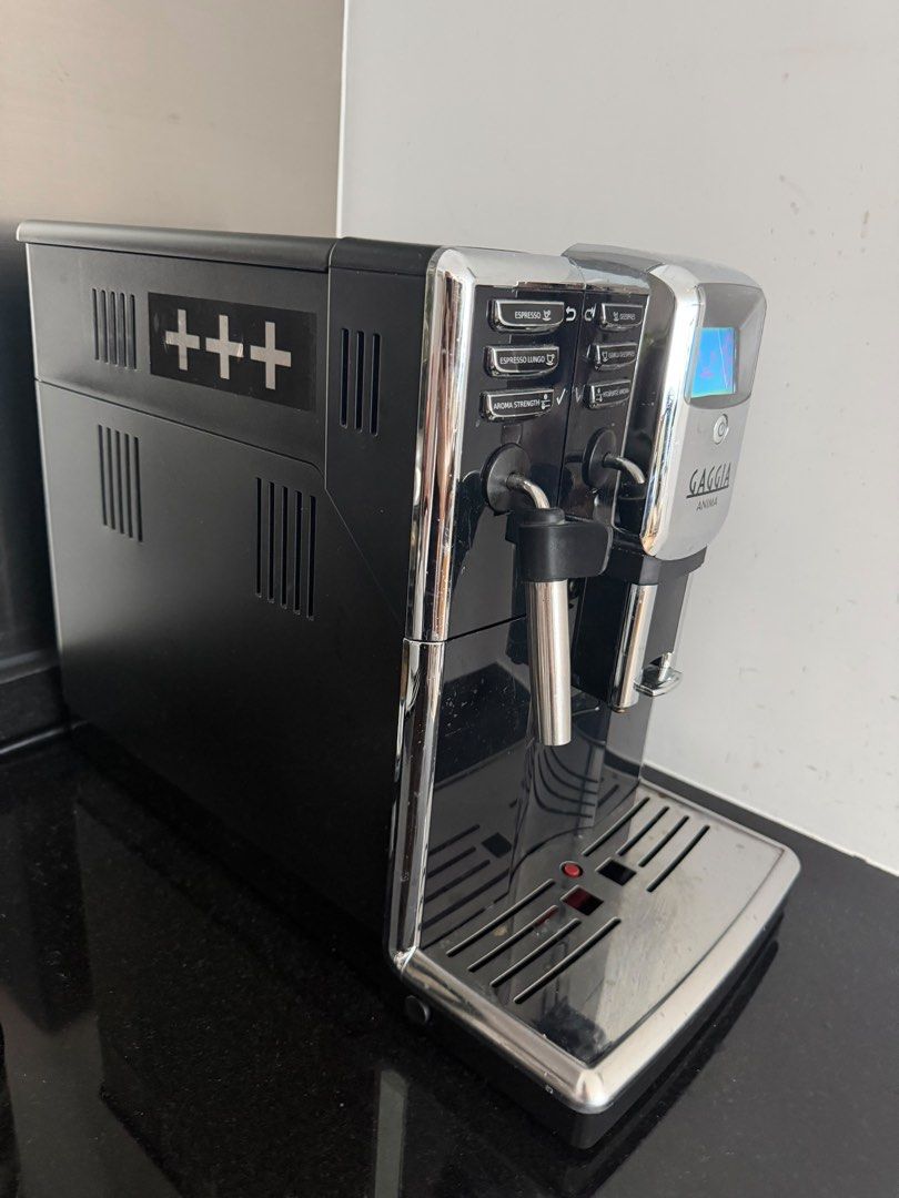 Gaggia Anima Automatic Coffee Machine （分類：咖啡機及咖啡壺）位於 Hong Kong。 由 brianroberto22 提交（商品編號 1462460364，圖片 1）。簡介： Gaggia Anima automatic coffee machine. Makes espresso, espresso lungo, and hot water. Has steam wand for frothing milk. Adjustable aroma strength. Easy to use buttons and display screen. Great for home use. Selling as is.。