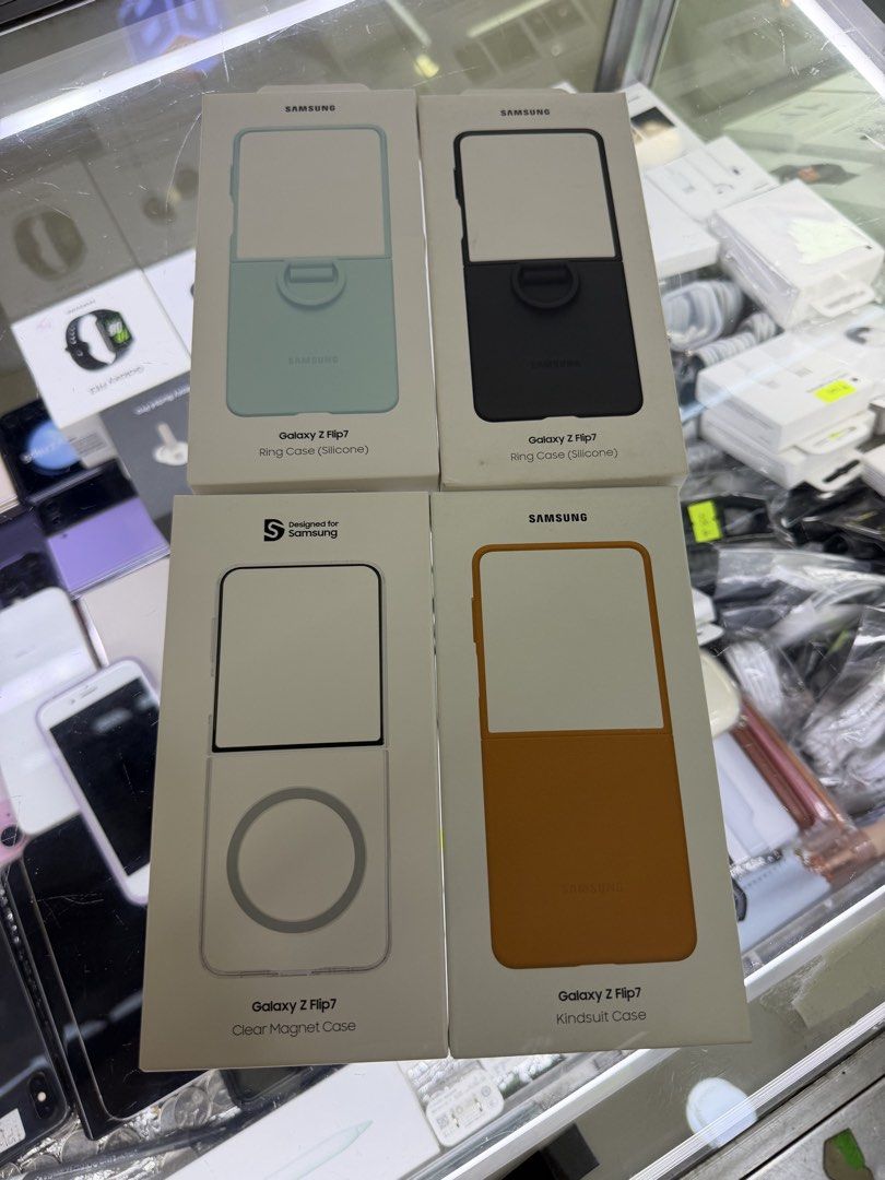 Galaxy Z Flip 7 Brandnew original (Category: Cases & Sleeves) located in San Juan City. Submitted by jeanrej (Listing ID 1462554023, Image 1). Description: Flip 7 case Original 1500 each.