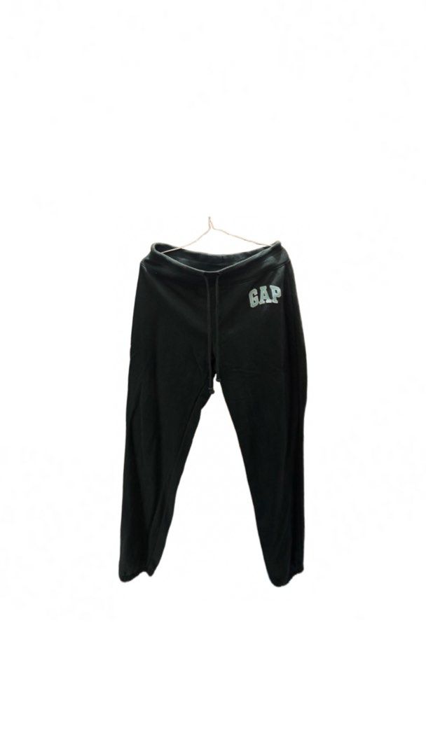 GAP Moss Green Sweatpants Joggers (Category: Other Bottoms) located in Manila. Submitted by shopmik4scloset (Listing ID 1462583220, Image 1). Description: Hi 👋🏽 Yes, it’s still available :) Best fit for 5’4 or 5’3 Fits S-M Authentic & No issues No ww 📍Sampaloc Manila 🚚 Lalamove or J&T 💵 Gcash or Bank Transfer No meet ups, cod or free sf ! .