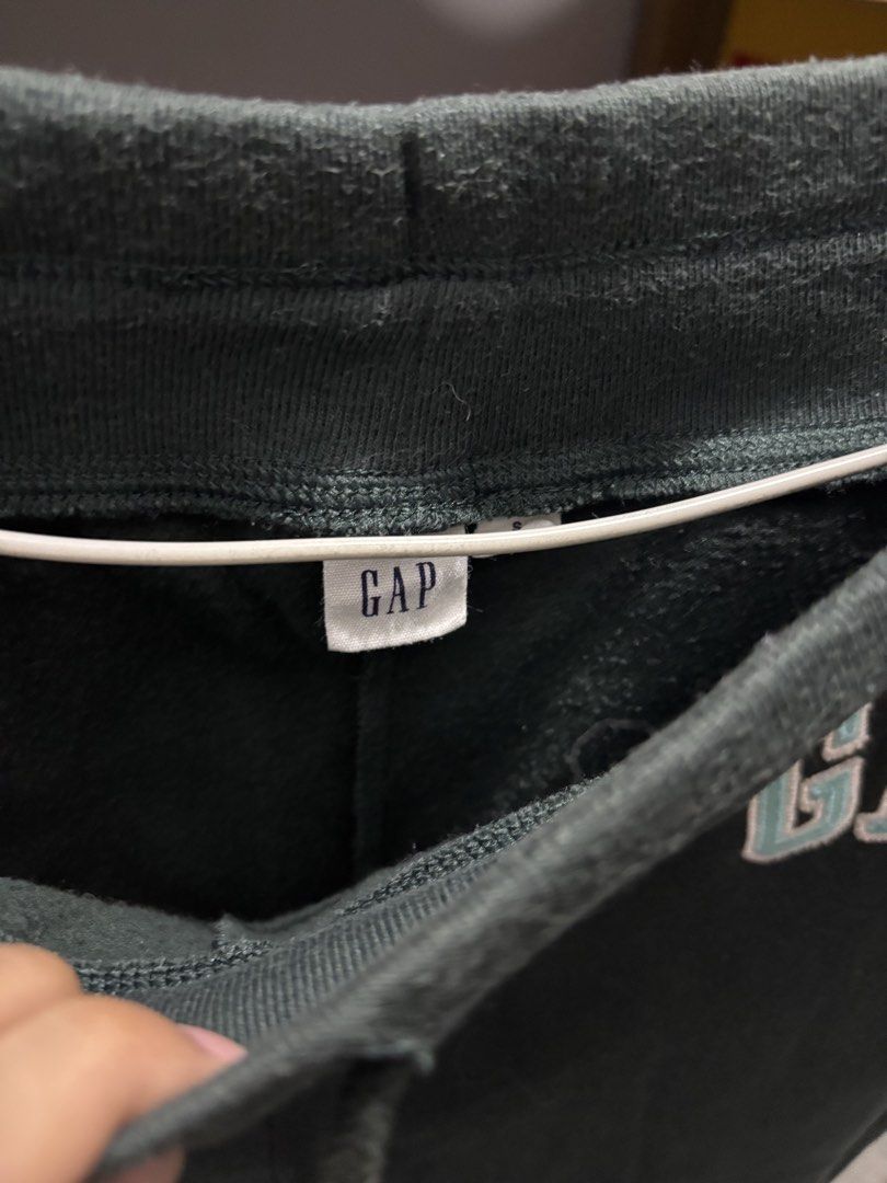 GAP Moss Green Sweatpants Joggers (Category: Other Bottoms) located in Manila. Submitted by shopmik4scloset (Listing ID 1462583220, Image 2). Description: Hi 👋🏽 Yes, it’s still available :) Best fit for 5’4 or 5’3 Fits S-M Authentic & No issues No ww 📍Sampaloc Manila 🚚 Lalamove or J&T 💵 Gcash or Bank Transfer No meet ups, cod or free sf ! .