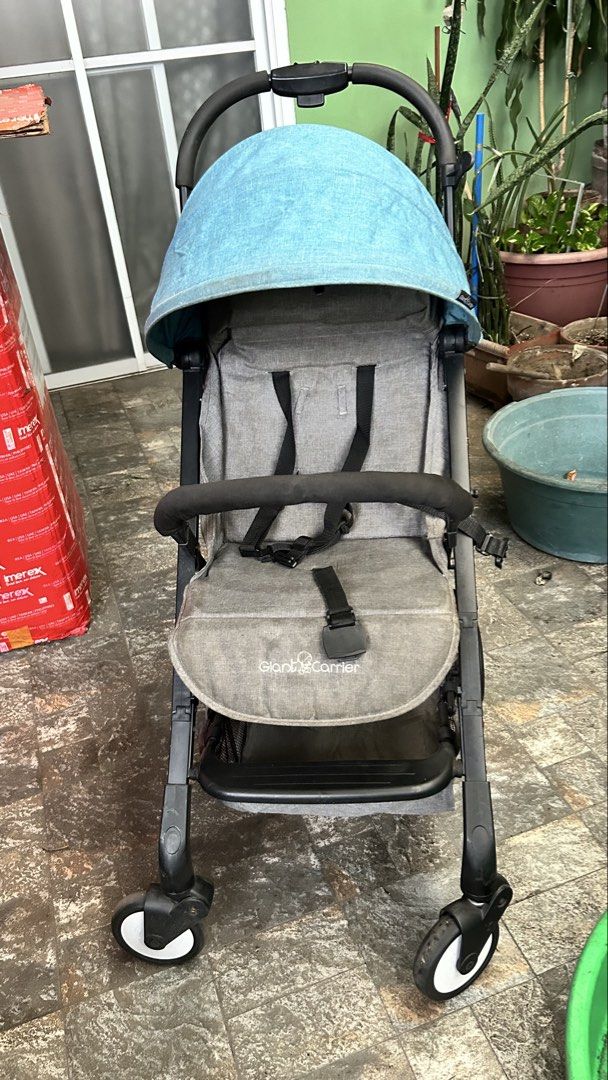 Giant Carrier Stroller - Blue and Grey (Category: Strollers) located in Manila. Submitted by bdbdatbp (Listing ID 1462514944, Image 3). Description: - Lightweight and easy to carry - Canopy for sun protection - Secure 5-point harness - Convenient storage basket - Folds compactly for storage - Swivel wheels for easy maneuvering - Perfect for daily outings - negotiable.