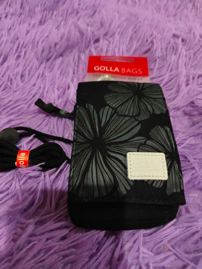 Golla bags (Category: Sling Bags) located in Batangas. Submitted by chrisma444 (Listing ID 1462645038, Image 1). Description: golla bags.