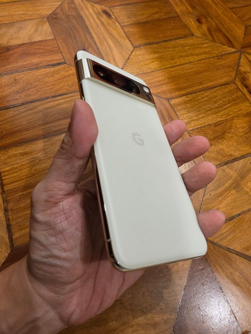 Google Pixel 8 Pro - Porcelain (Category: Google Pixel) located in San Juan City. Submitted by butchlorenzo (Listing ID 1462498405, Image 3). Description: Google Pixel 8 Pro 256gb - Porcelain (white) Like new - no dents, under-used phone US Variant Comes with original box No physical or operational issues Meet up in Eisenhower St. San Juan RFS - wife upgraded her personal phone to Pixel 10 Pro.