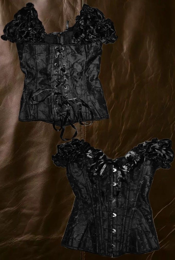Gothic Steampunk Ruffled Corset (Category: Others Tops) located in Tacloban City. Submitted by nightbreeze28 (Listing ID 1462525250, Image 1). Description: nego.