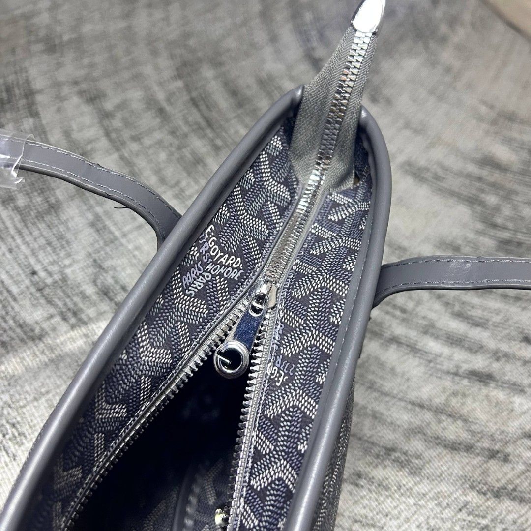 Goyard Mini Anjou Totebag Gray (Category: Tote Bags) located in Quezon City. Submitted by mr.joaquin999 (Listing ID 1462520400, Image 3). Description: Brandnew With Box Onhand Ready To Ship! 1,399+sf.