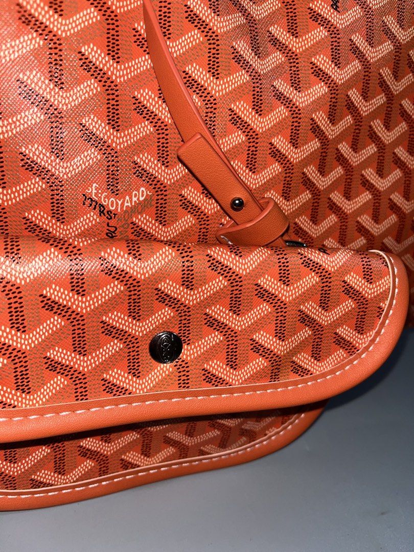 Goyard orange (Category: Luxury Bags & Wallets) located in San Jacinto. Submitted by kellysthrift_ (Listing ID 1462609202, Image 3). Description: Goyard orangep.