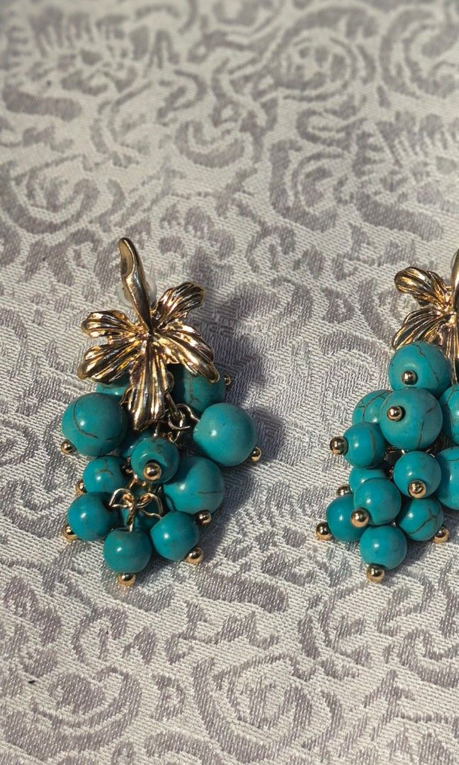 Grapes design earings (Category: Earrings) located in Tuguegarao City. Submitted by zenphoenix-7ad615 (Listing ID 1462539935, Image 1). Description: Pretty in actual Stylish.