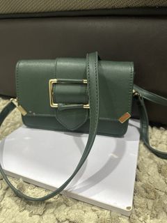 (Category: ) located in . Submitted by aisya9012 (Listing ID 1462512969, Image 1). Description: .