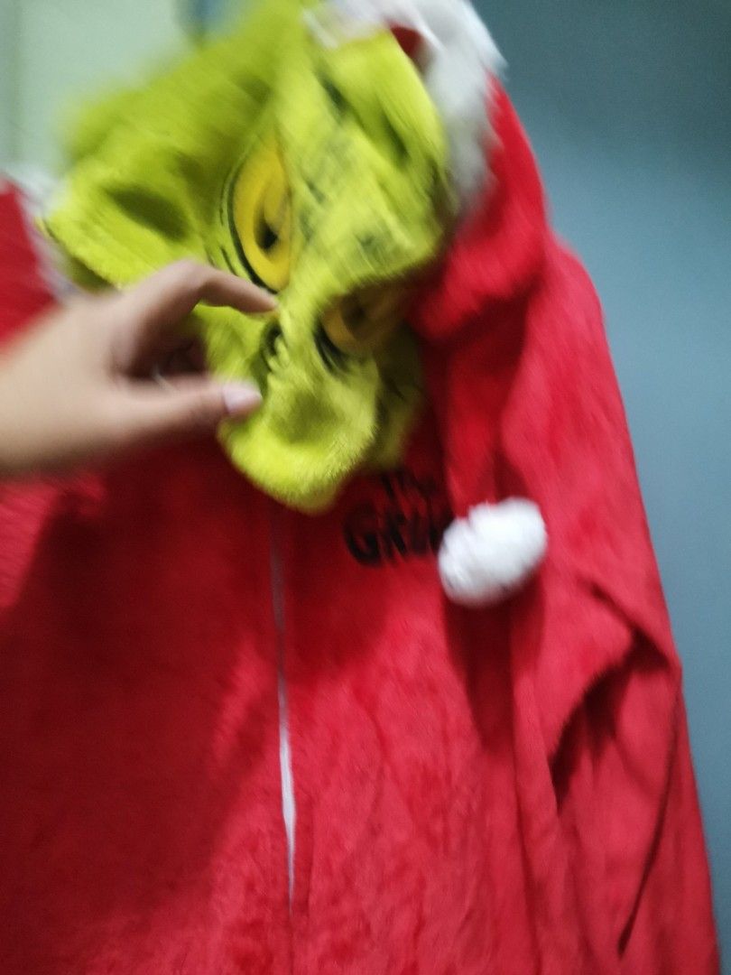 Grinch costume Meduim (Category: Looking For) located in Manila. Submitted by mharl16apron (Listing ID 1462441613, Image 3). Description: Excellent condition Need wash All items are from bale please manage your expectation.
