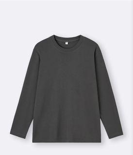 (Category: ) located in . Submitted by kk_gu.uniclothing.wear (Listing ID 1462629686, Image 1). Description: .