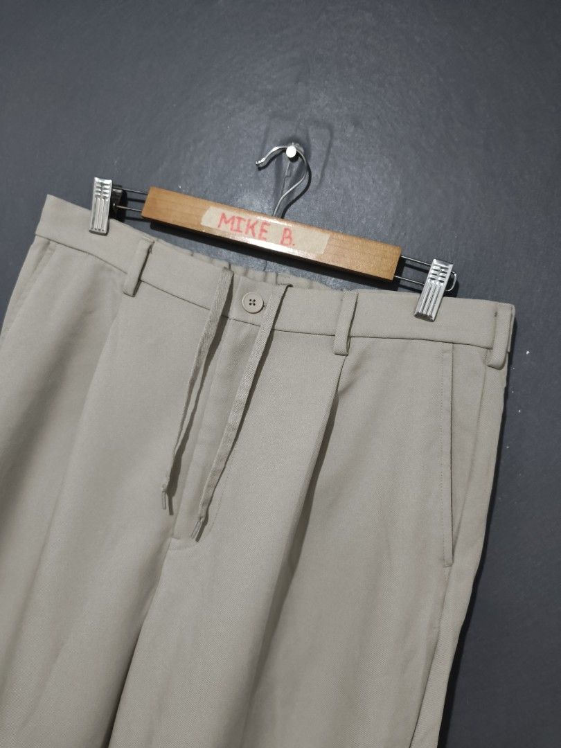 📍GU Baggy Slacks (Category: Trousers) located in Antipolo. Submitted by simplehans (Listing ID 1462547002, Image 3). Description: ‎📍GU Baggy Slacks ‎Size Large (Beige) ‎Waist- 32 to 36 ‎Length- 39.5 ‎Leg Open- 10 ‎Excellent Condition As New ‎DIRECT MESSAGE IF INTERESTED.