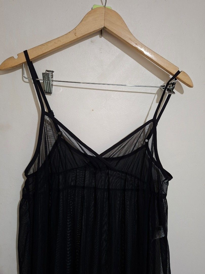 GU cami mesh dress M (Category: Dresses) located in Subic. Submitted by petitecorner22 (Listing ID 1462485511, Image 3). Description: mesh i think pwede din sa Small-L.