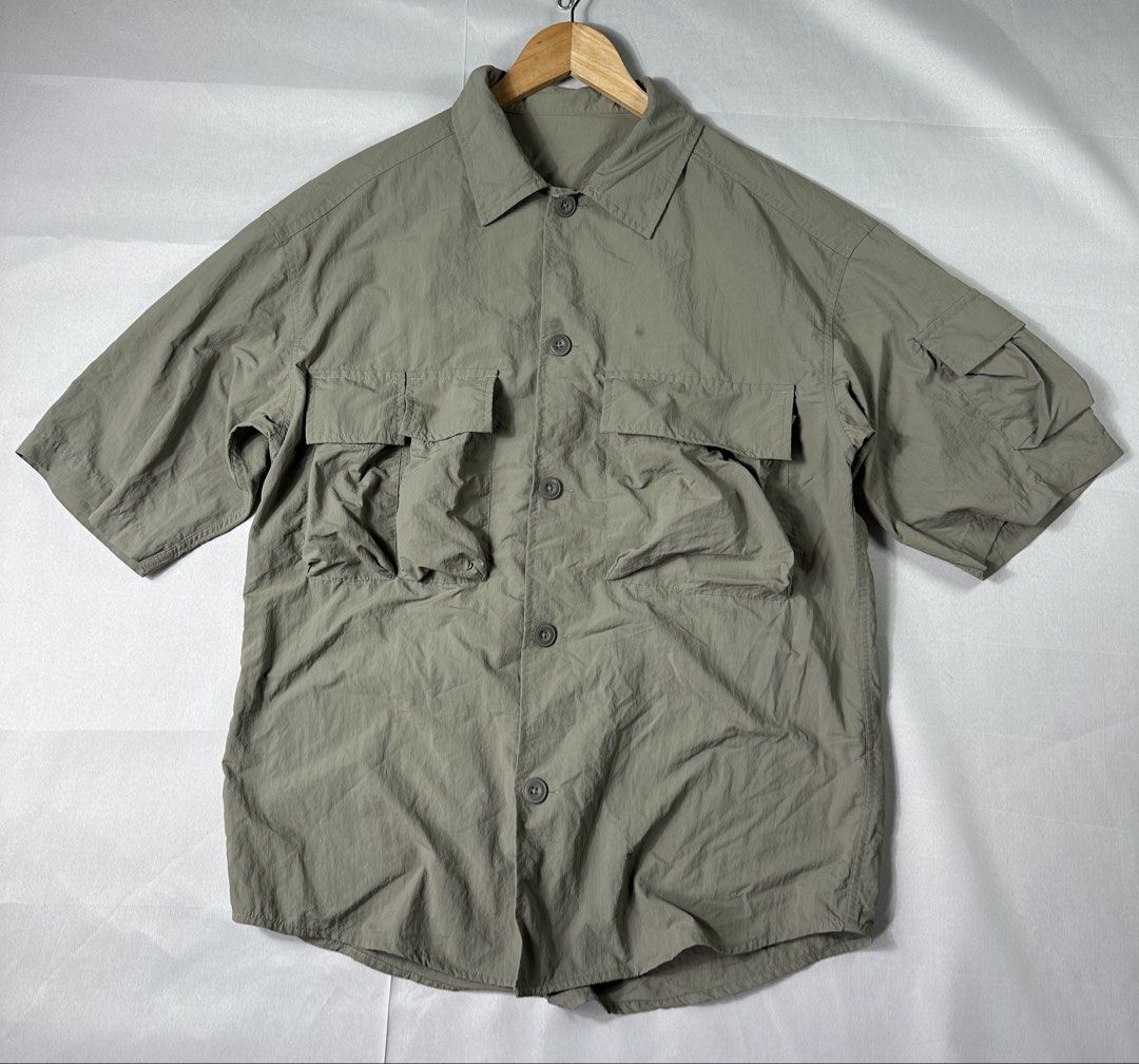 GU Multi Pocket Cargo Shirt (Category: Coats, Jackets and Outerwear) located in Cabanglasan. Submitted by thefashiongarage.co (Listing ID 1462453063, Image 1). Description: Title - GU Model/Name - Cargo Shirt Size on Tag - Medium Conditiion - Excellent Condition with 1 Watermark stain Dimension (WxLxH) - 22x28 inches Category- Casual/Outdoor/Workwear Fitting - Loose/Baggy Made in - Bangladesh Material - 100% Cotton Color - Stone Gray Design - Mul