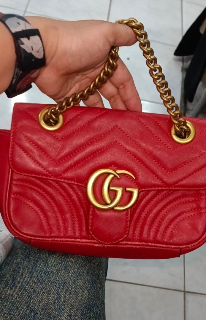 Gucci Marmont Small Shoulder Bag Red Leather (Category: Luxury Bags & Wallets) located in Legazpi City. Submitted by georgepineda791 (Listing ID 1462507106, Image 1). Description: ✨ PRELOVED GUCCI GG MARMONT ✨ A classic Gucci GG Marmont crafted in quality leather with beautiful gold-tone hardware. 🤎✨ 👜 DETAILS: • Gucci GG Marmont • Quality leather • Gold-tone hardware • Classic GG Marmont design 📌 CONDITION: This is a preloved piece, so it nat