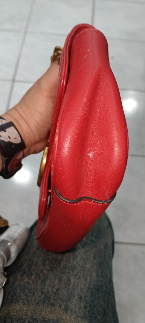 Gucci Marmont Small Shoulder Bag Red Leather (Category: Luxury Bags & Wallets) located in Legazpi City. Submitted by georgepineda791 (Listing ID 1462507106, Image 3). Description: ✨ PRELOVED GUCCI GG MARMONT ✨ A classic Gucci GG Marmont crafted in quality leather with beautiful gold-tone hardware. 🤎✨ 👜 DETAILS: • Gucci GG Marmont • Quality leather • Gold-tone hardware • Classic GG Marmont design 📌 CONDITION: This is a preloved piece, so it nat