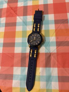 (Category: ) located in . Submitted by the_curated_edit (Listing ID 1462512534, Image 1). Description: .