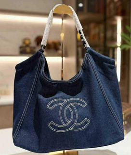 (Category: ) located in . Submitted by luxestuffph (Listing ID 1462538790, Image 1). Description: .