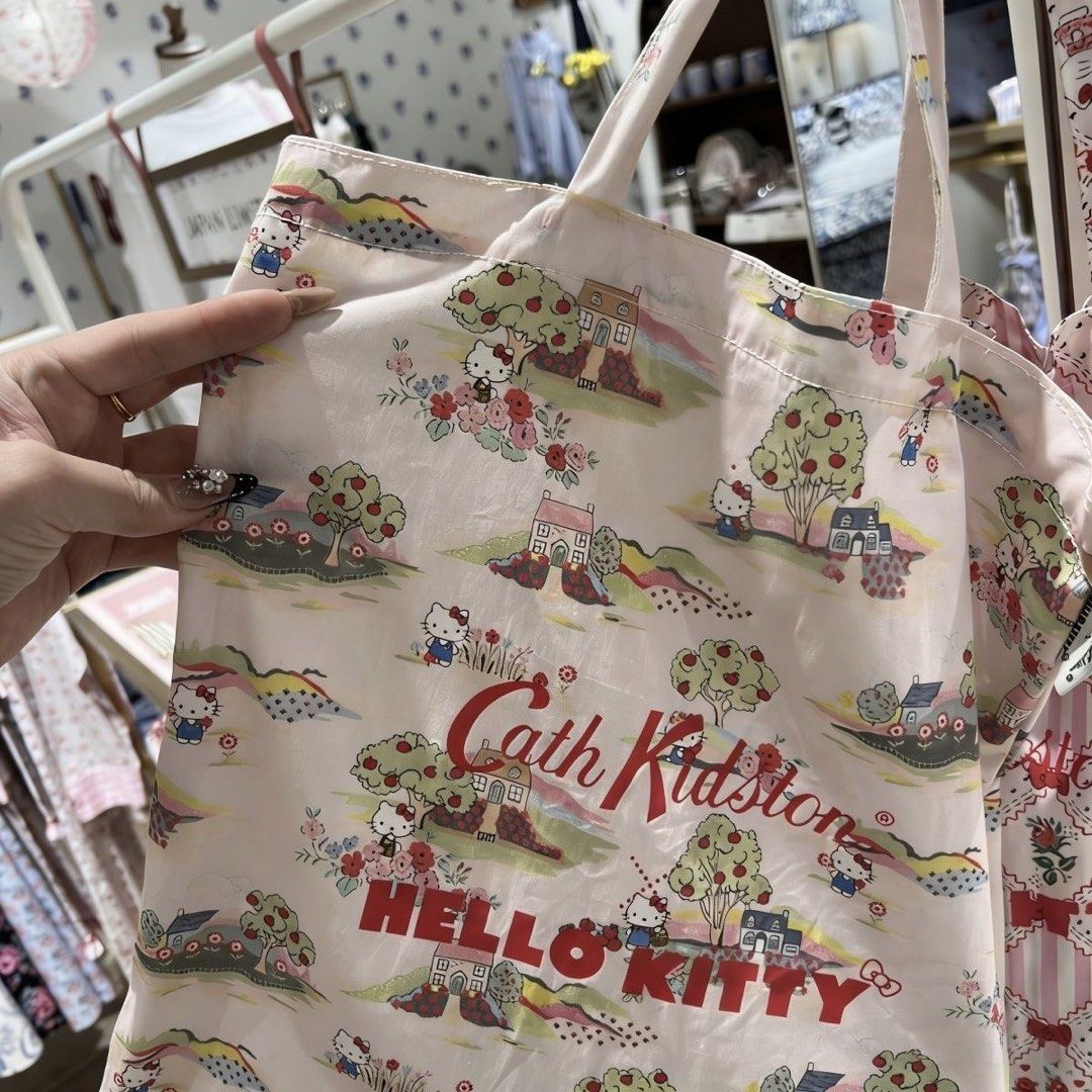 GWP ITEMS FIXED PRICE — WHOLESALE PRICE ALREADY! (Category: Tote Bags) located in Orani. Submitted by lovely.items1983 (Listing ID 1462618975, Image 2). Description: ❌✨ ₱280 FIXED PRICE — WHOLESALE PRICE ALREADY! ✨❌ Cath Kidston x Hello Kitty collaboration tote bag .