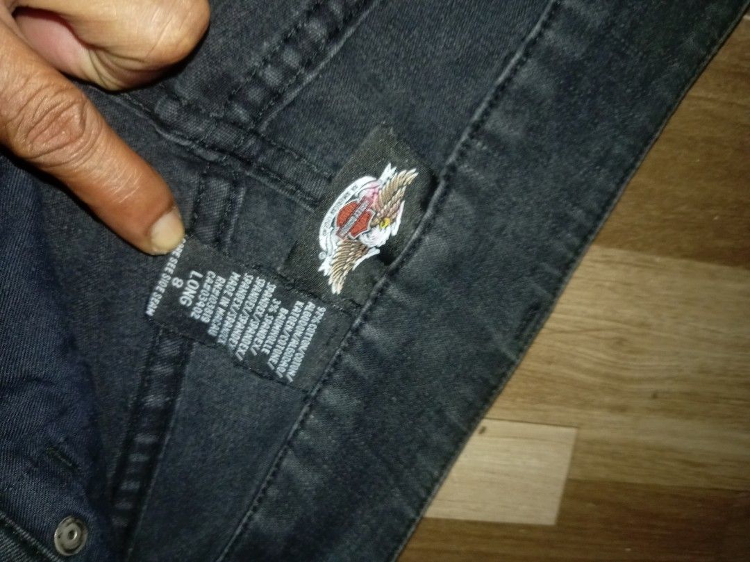 Harley Davidson flared pants (Category: Activewear) located in Malaybalay. Submitted by cjsv0228 (Listing ID 1462579972, Image 3). Description: Harley Davidson flared pants size 32x41 color very due to lightning Actual color black opening 8.5 Hem 11 680.