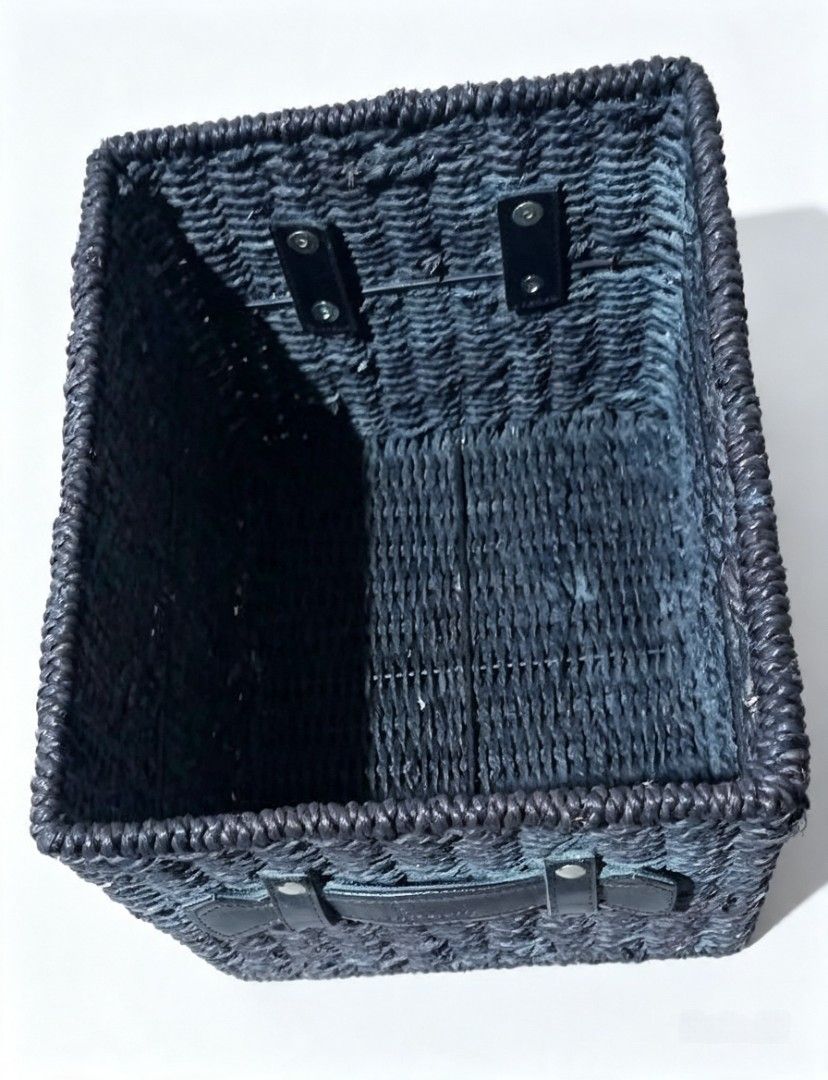Harrods Storage Box (Category: Storage Boxes & Baskets) located in Bulacan. Submitted by gjeen (Listing ID 1462448837, Image 3). Description: .