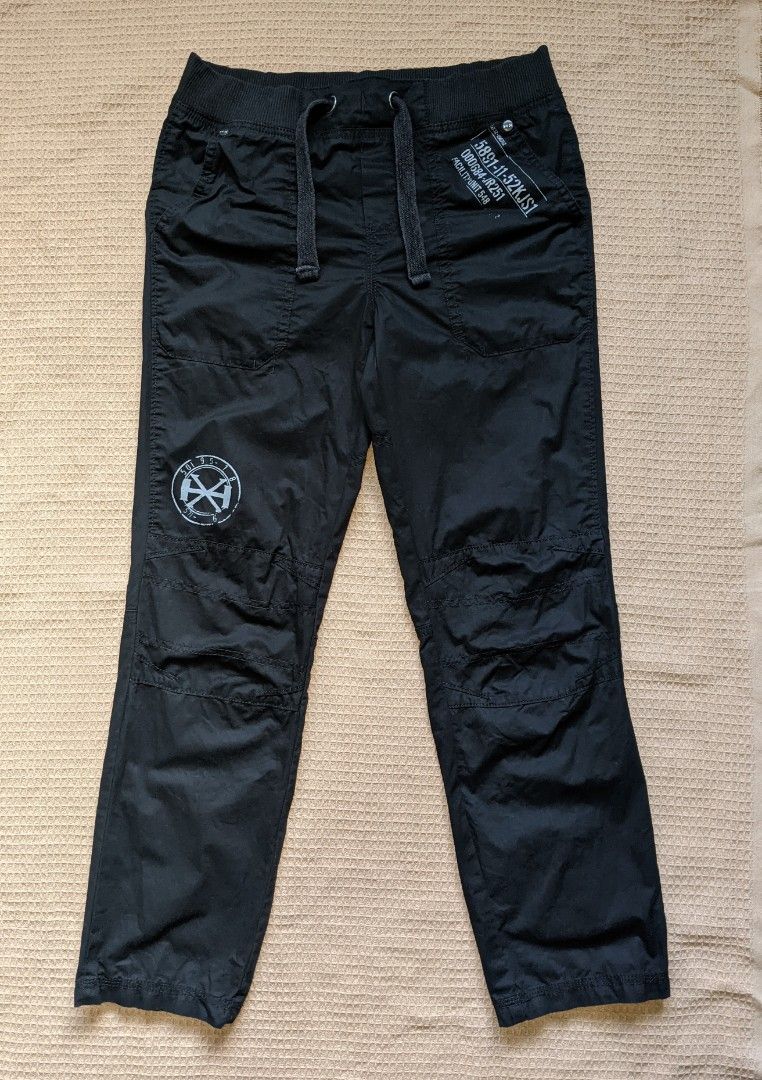 HELIX DRAWSTRING PANTS (Category: Other Bottoms) located in Naga. Submitted by jjagnz09 (Listing ID 1462576485, Image 1). Description: HELIX DRAWSTRING PANTS Medium on tag good condition PM for more info .